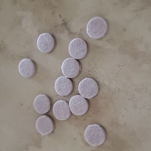 SALE! Bundle of (12) .75" felt pads nwot